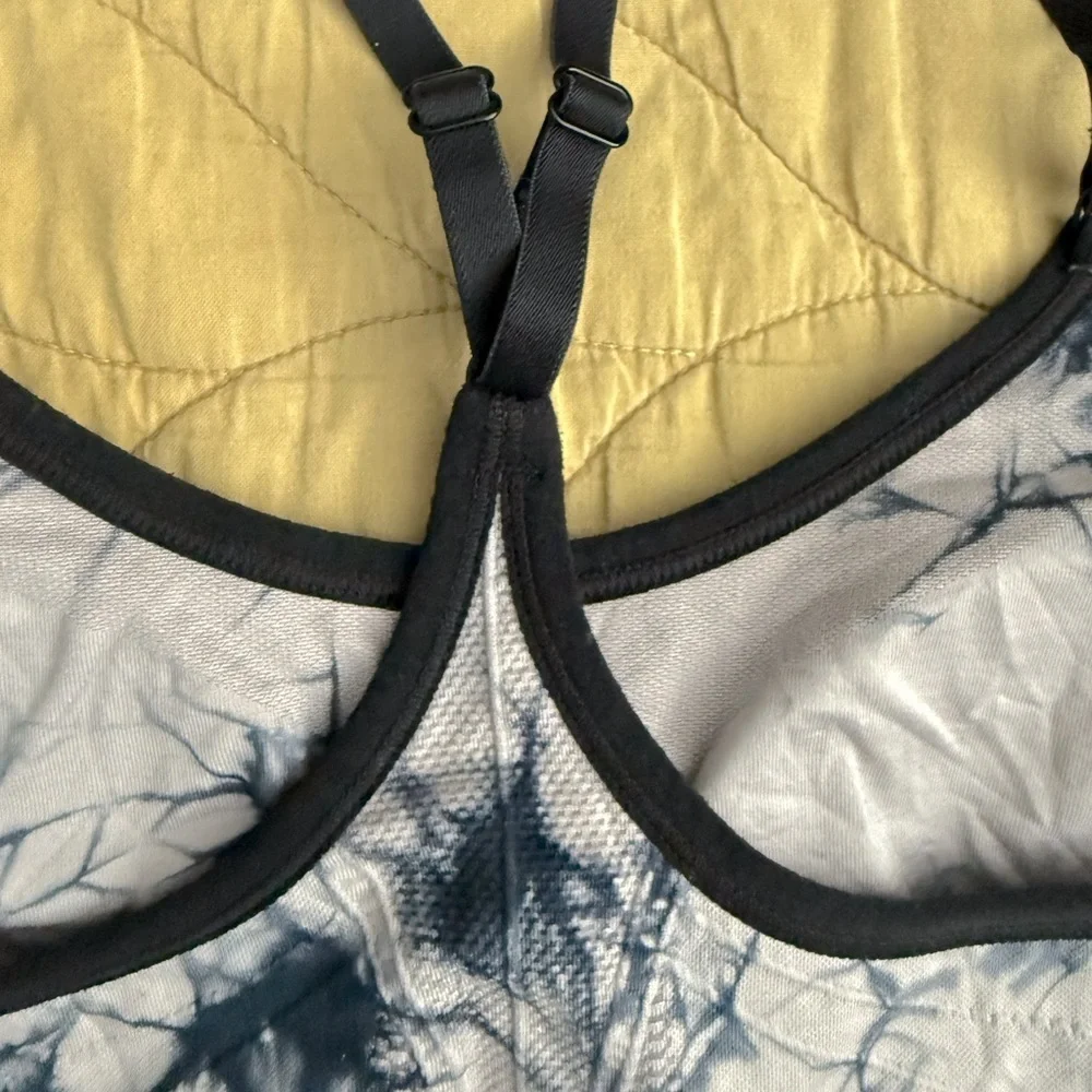 Cute Calvin Klein Sports Bra - Picture 4 of 5